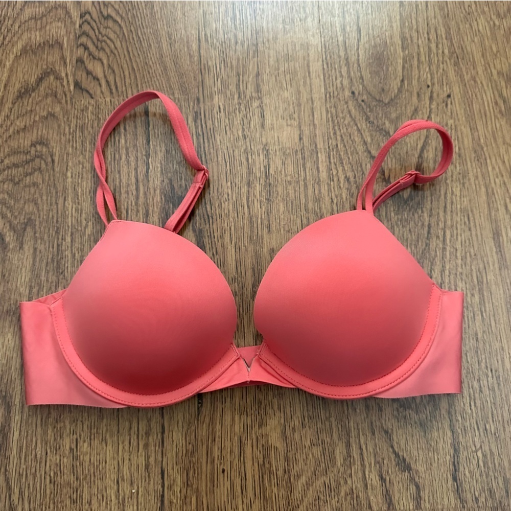 Victoria's Secret Vibrant Coral Strapless Bra PUSH UP 32B sexy adjustable straps